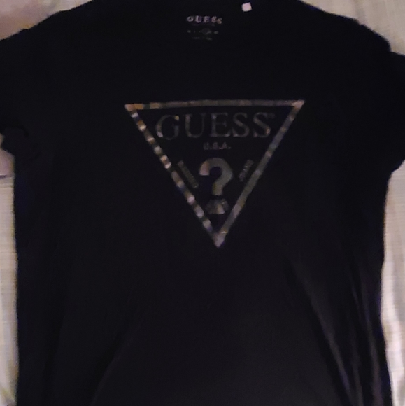 Guess t shirt EUC - Picture 1 of 1